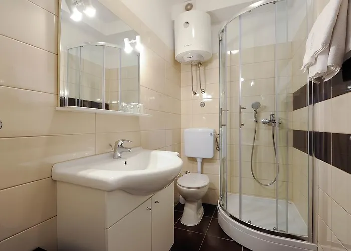 Affittacamere Tinel Old Center 4*