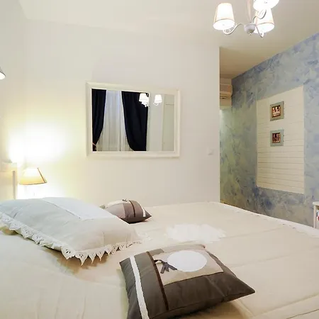 Guest house Tinel Old City Center