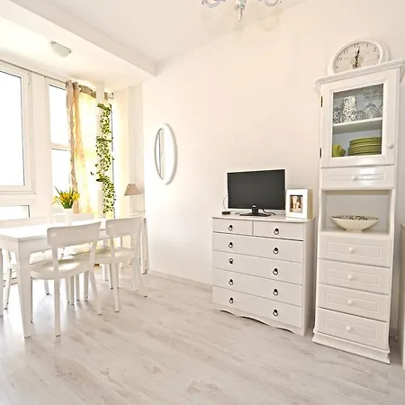 티넬 룸스 올드 시티 센터 게스트하우스 자다르