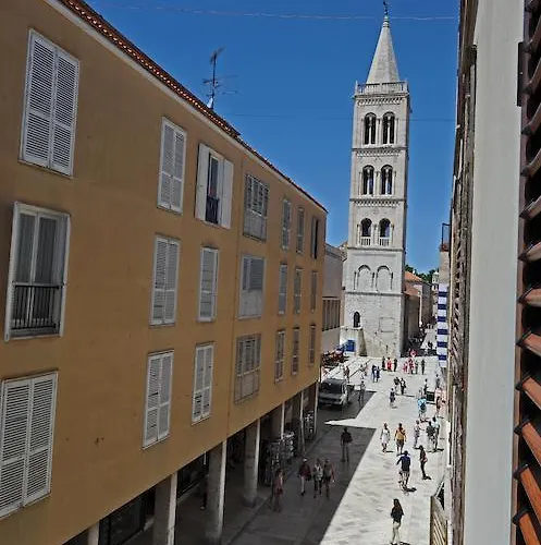 게스트하우스 티넬 룸스 올드 시티 센터