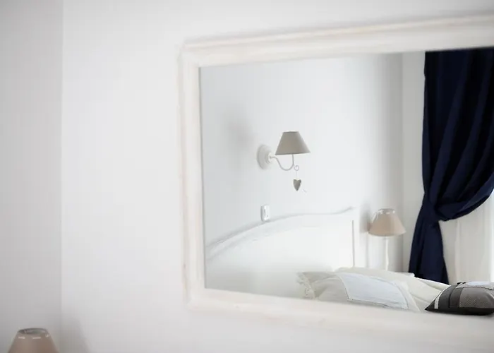 티넬 룸스 올드 시티 센터 게스트하우스 4*